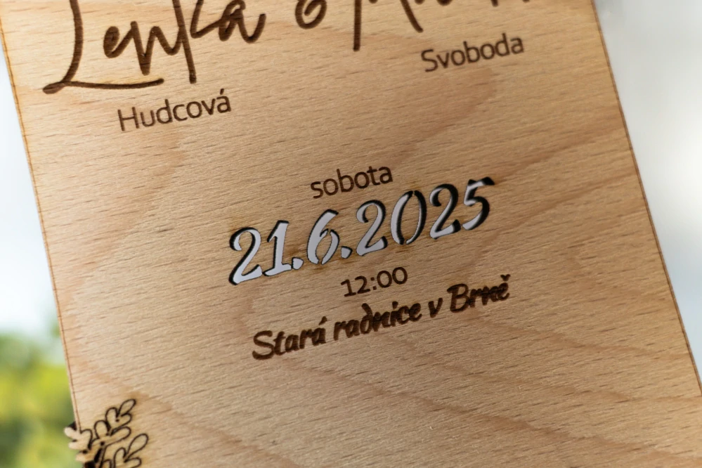 Dřevěné svatební oznámení "Svatební větvičky"