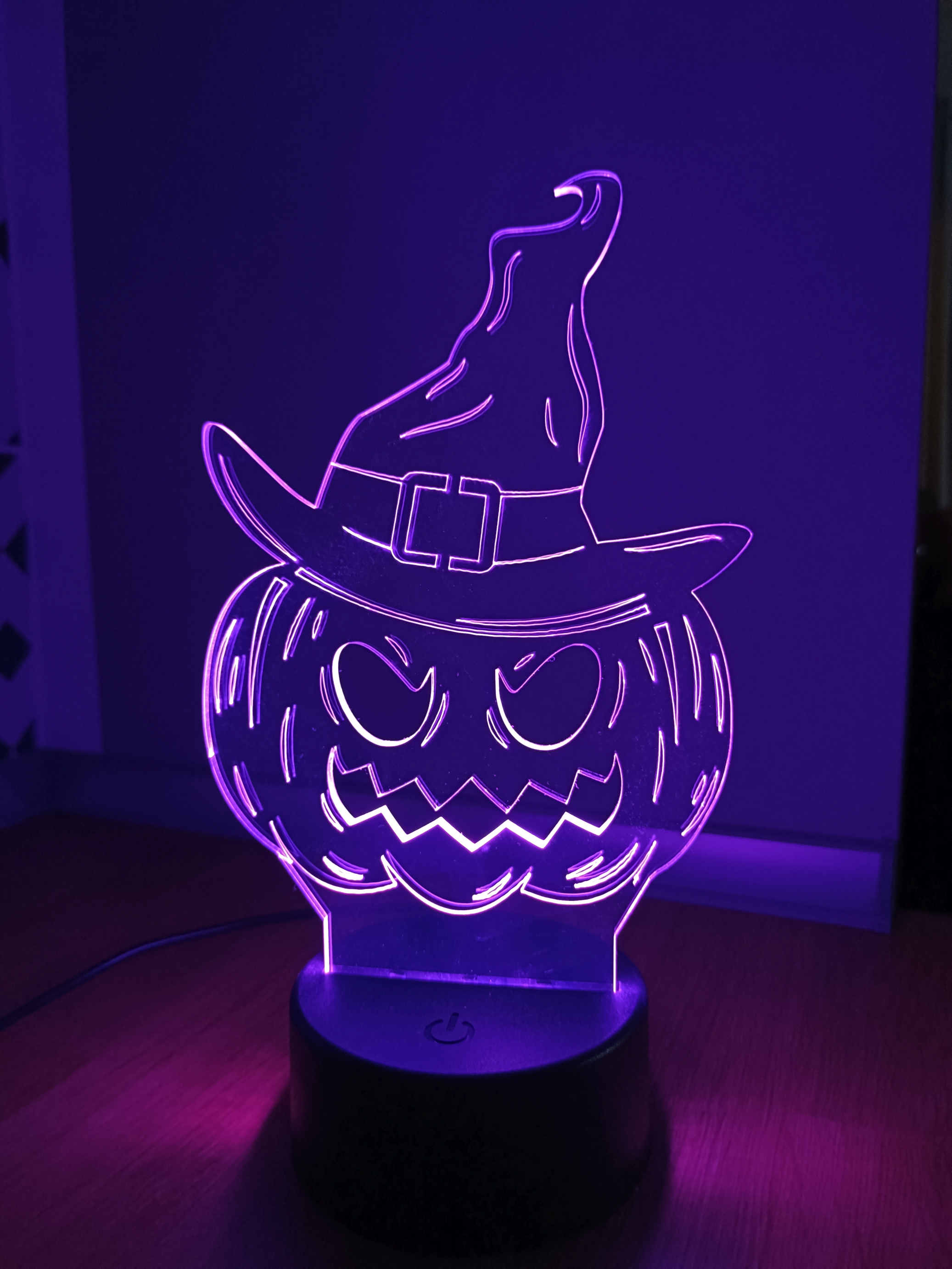3D LED lampa - Strašidelná dýně s kloboukem