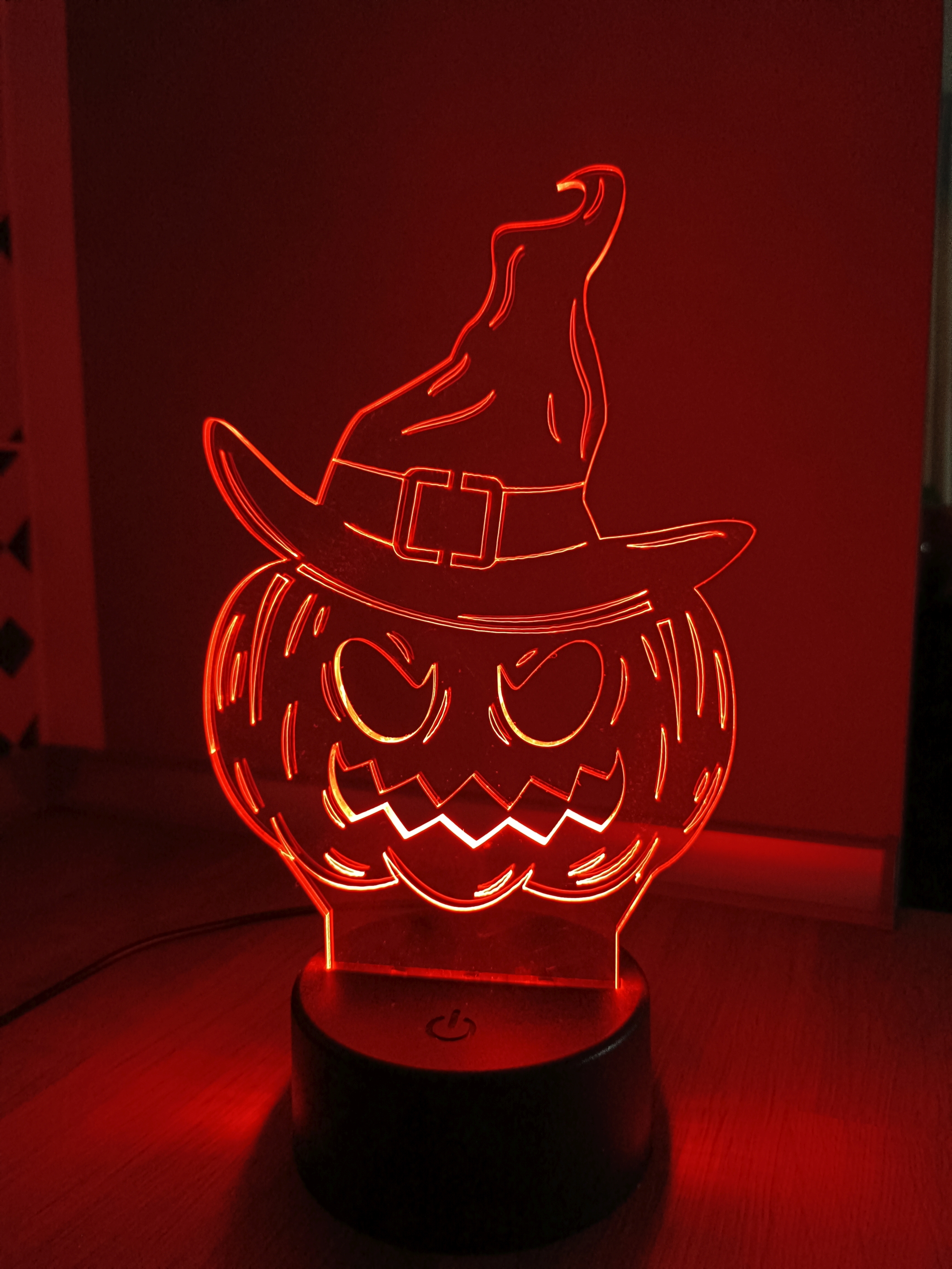 3D LED lampa - Strašidelná dýně s kloboukem